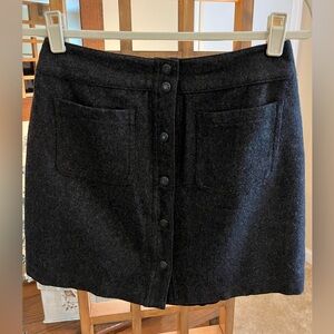 GAP size 8 grey wool button front mini skirt